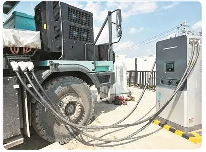 New energy heavy-duty trucks achieve 30 degrees of charging per minute